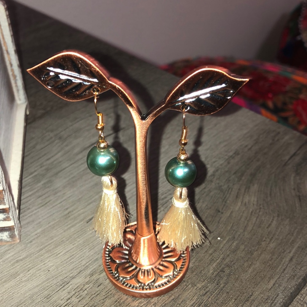 Women’s accessory
